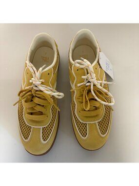 Time And Tru Yellow Mesh Sneakers Womens Size 7 Lace Up Memory Foam Shoes NEW